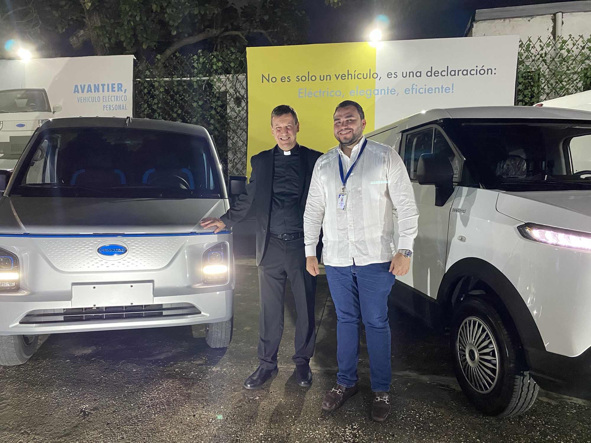 Cenntro en República Dominicana celebra su segundo aniversario y da la bienvenida a la Navidad.