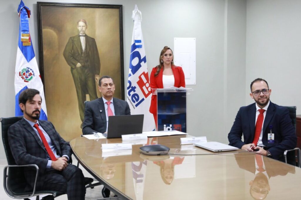 RD y Uruguay firman acuerdo para fortalecer lazos en materia de reconocimiento transfronterizo de la firma digital