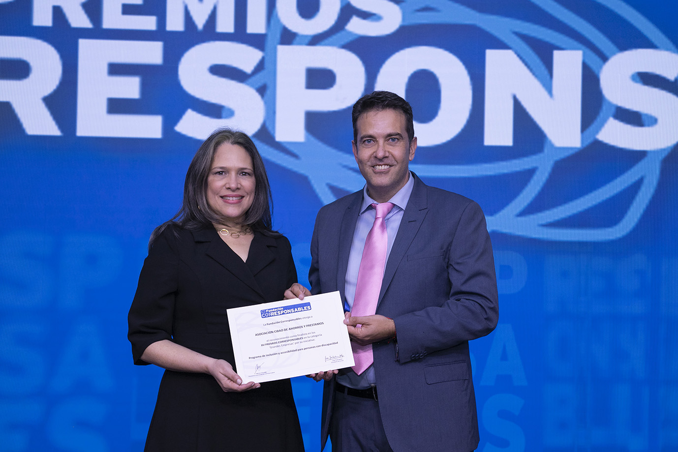 Programa de Inclusión y Accesibilidad de la Asociación Cibao queda finalista en Premios Corresponsables