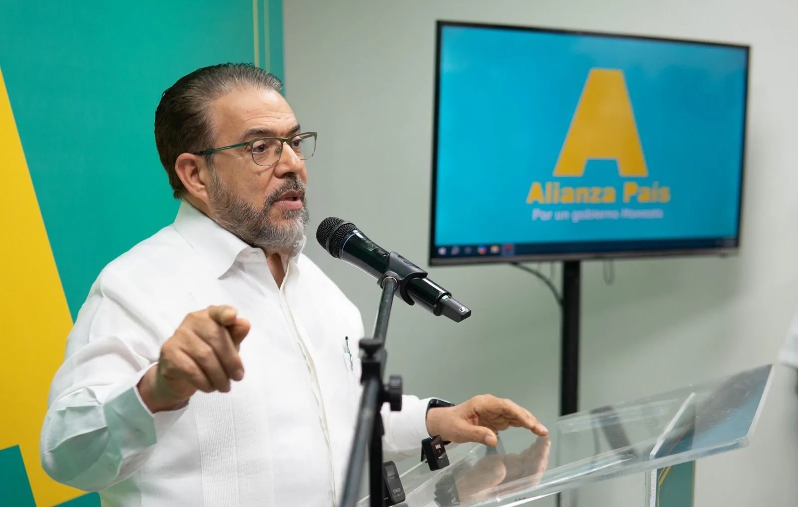 Guillermo Moreno sostendrá encuentros con militancia de su partido en Nueva York