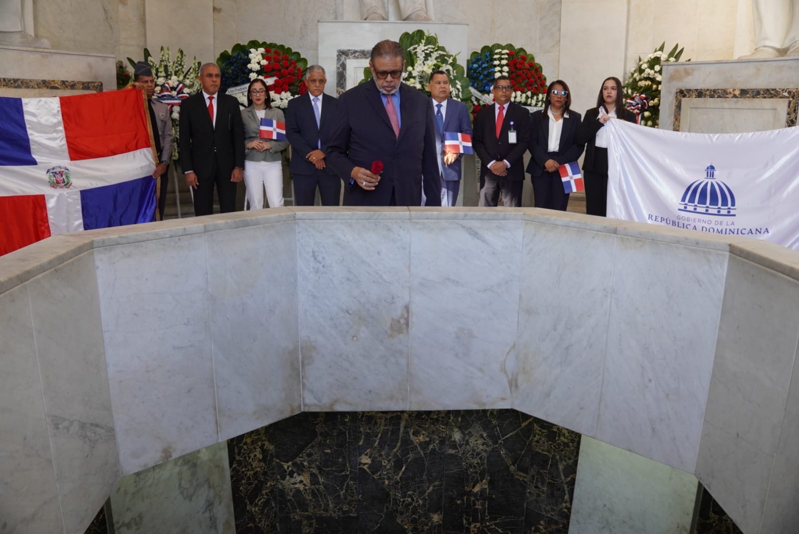 Desarrollo de la Comunidad llama a mantener en alto valores patrios