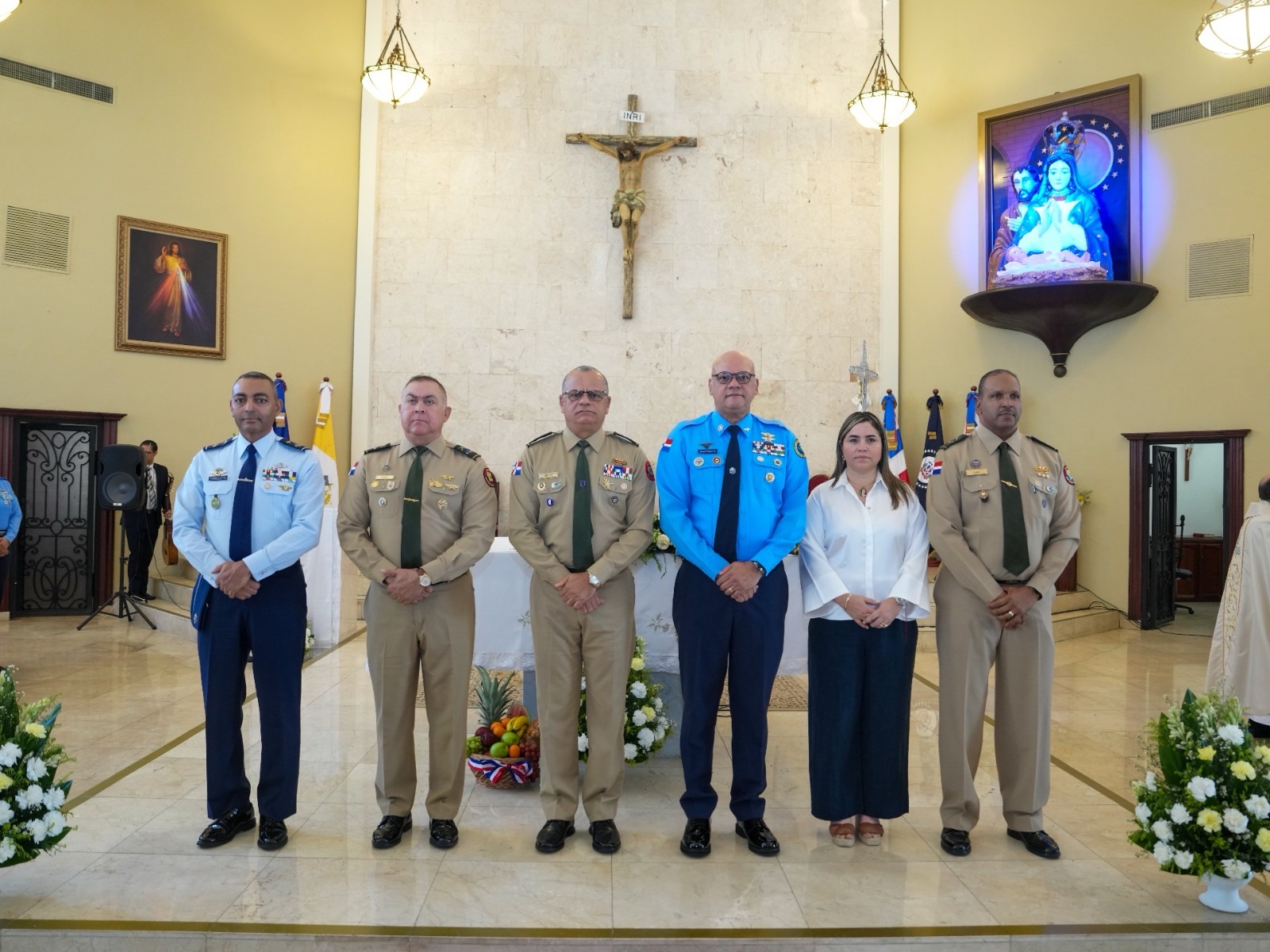 Ministro de Defensa encabeza eucaristía por 28 Aniversario del CESAC