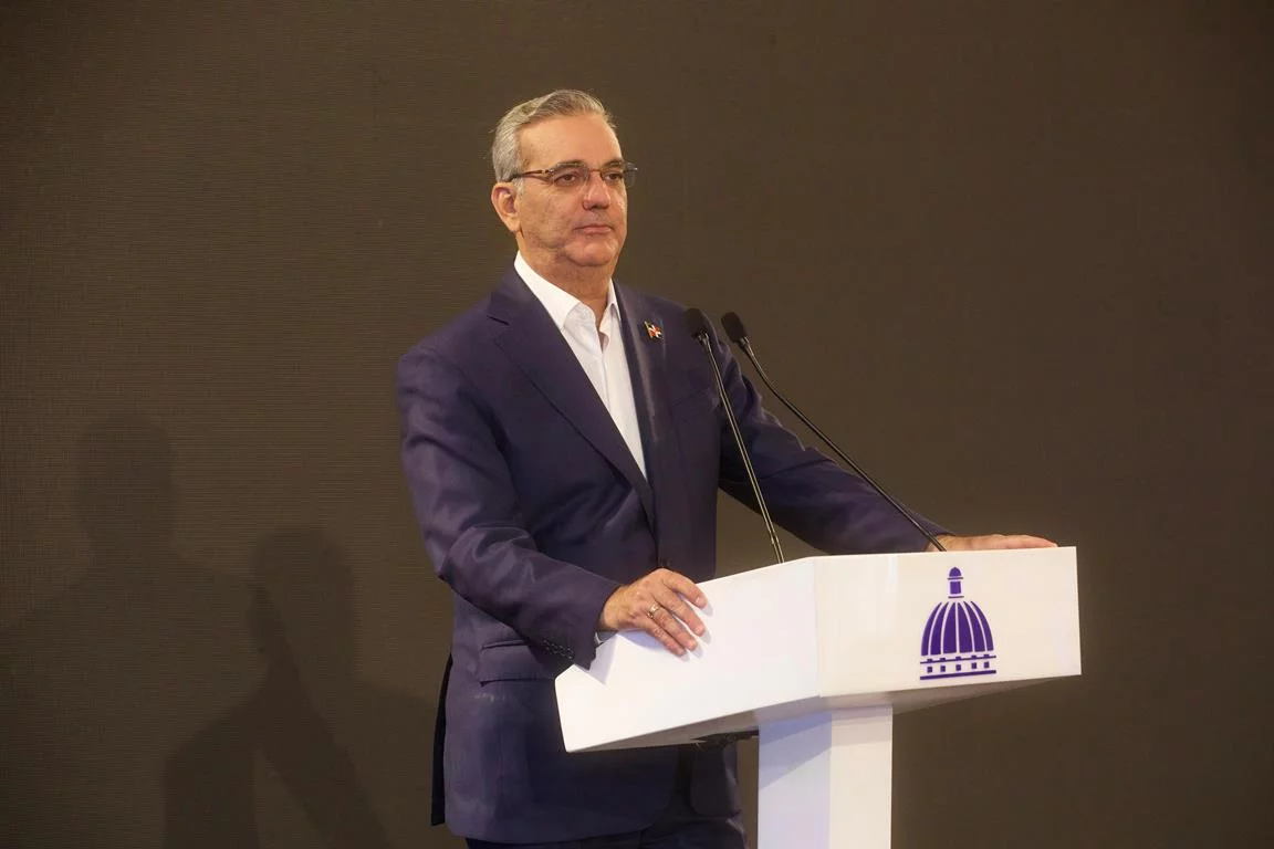 Gobierno propondrá aumento salarial de no menos de 20 % para trabajadores no sectorizados