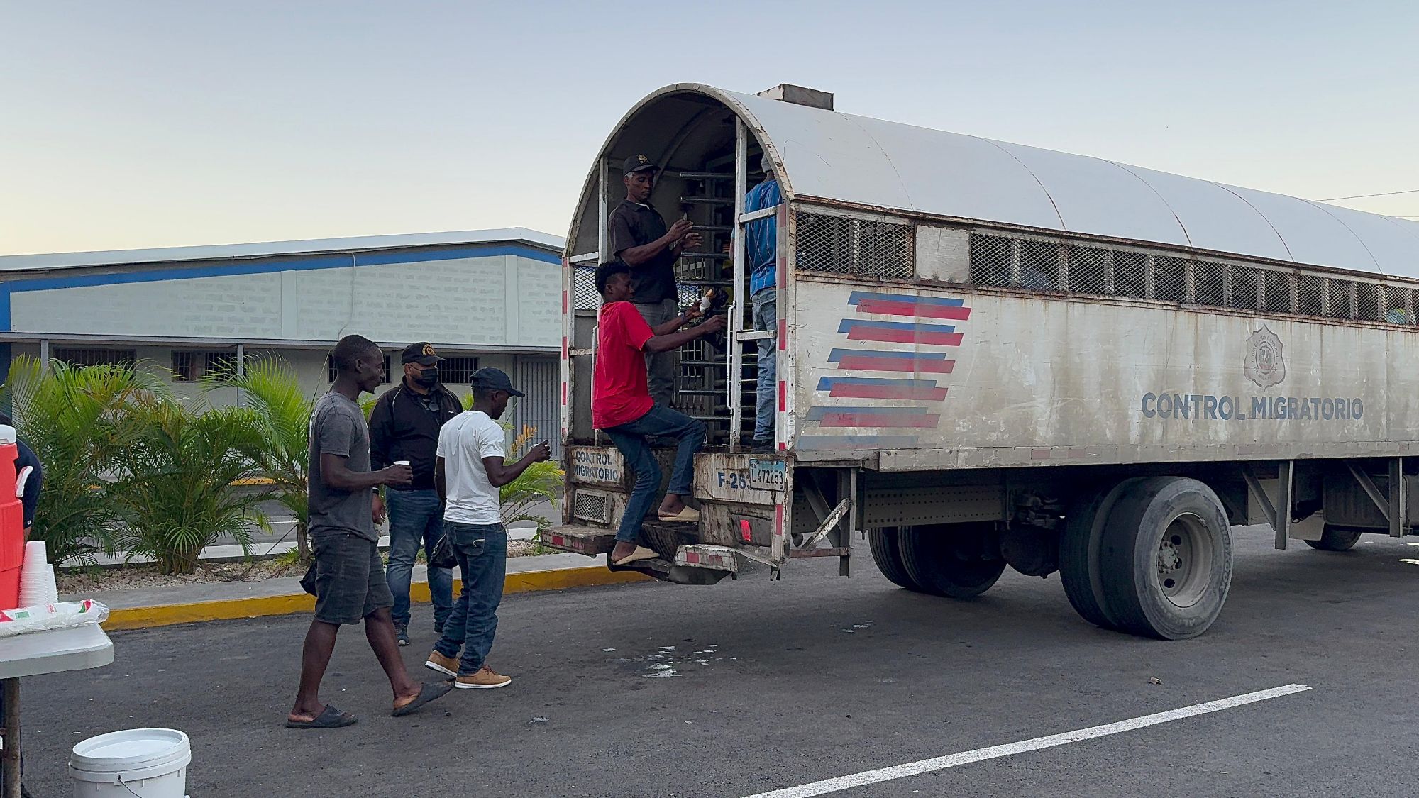La DGM deporta 31,213 extranjerosDetenidos en condición irregular