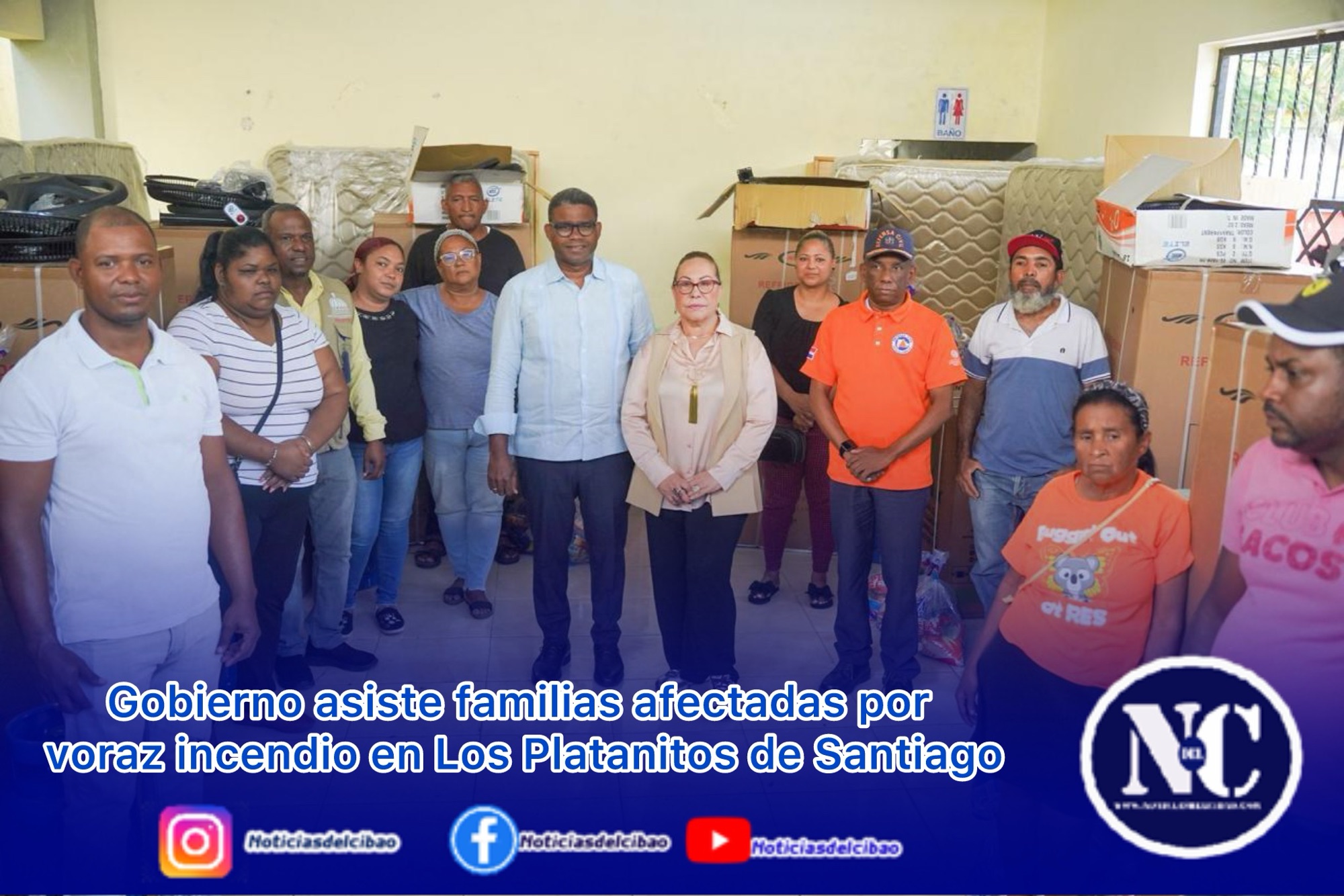 Gobierno asiste familias afectadas por voraz incendio en Los Platanitos de Santiago