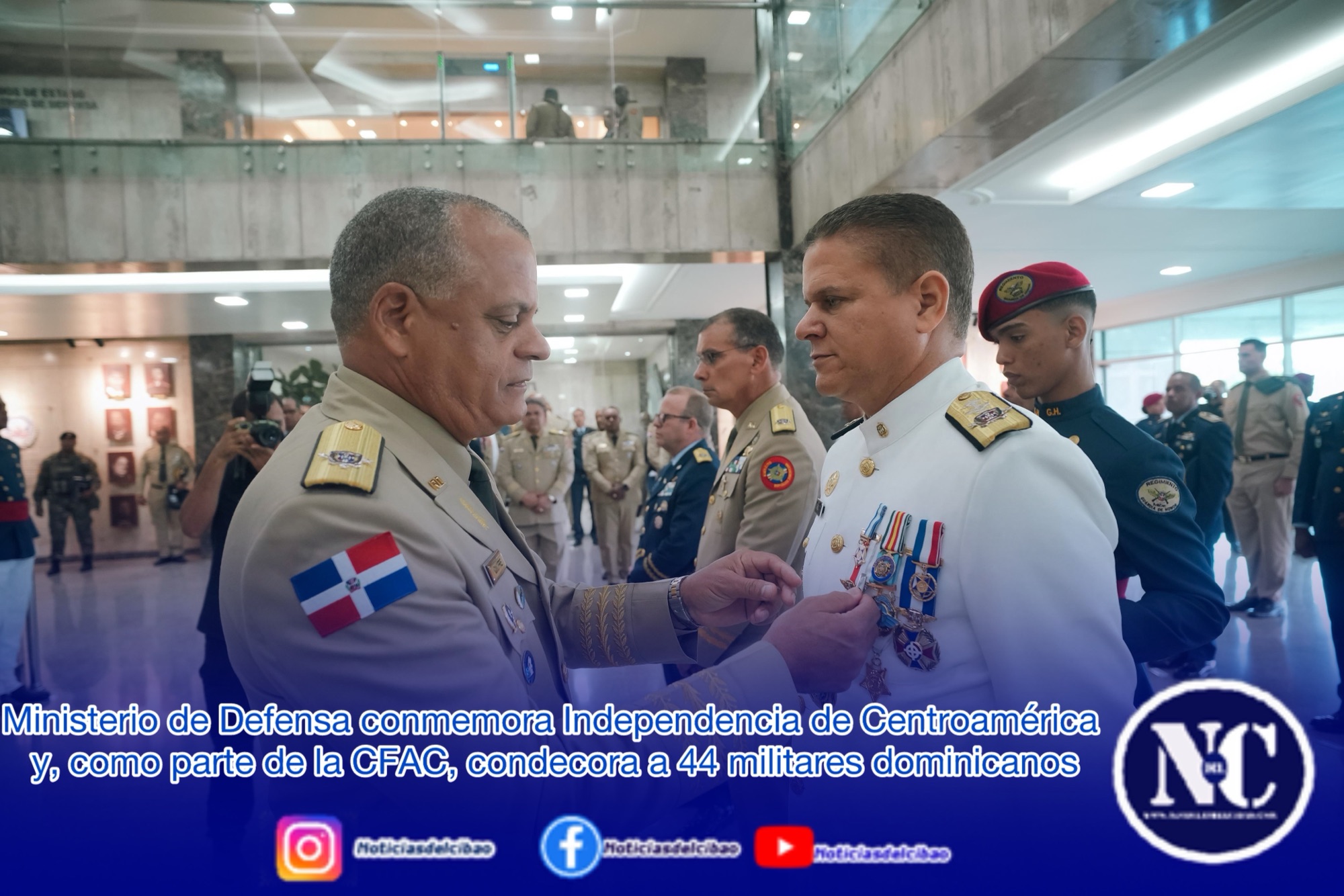 Ministerio de Defensa conmemora Independencia de Centroamérica y, como parte de la CFAC, condecora a 44 militares dominicanos