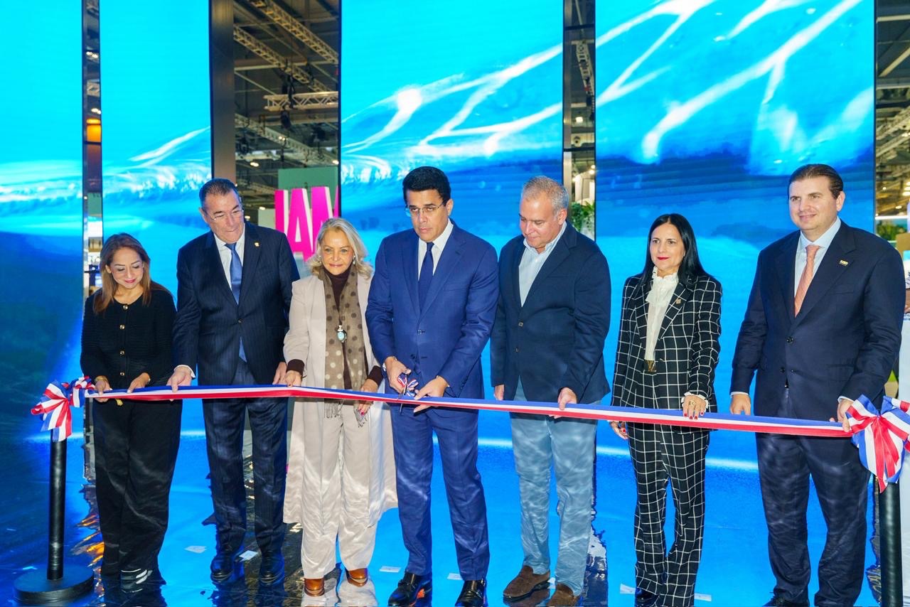 RD brilla en inicio de feria turística de Inglaterra.