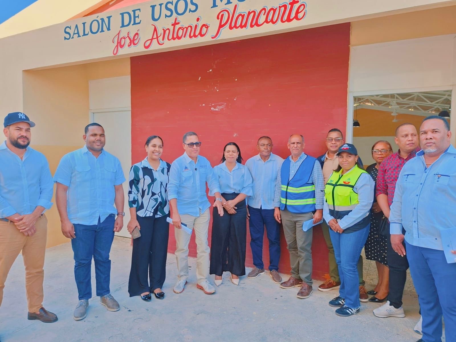 Gobierno acelera la construcción de 18 proyectos escolares en Bahoruco a través del Plan 24/7-365