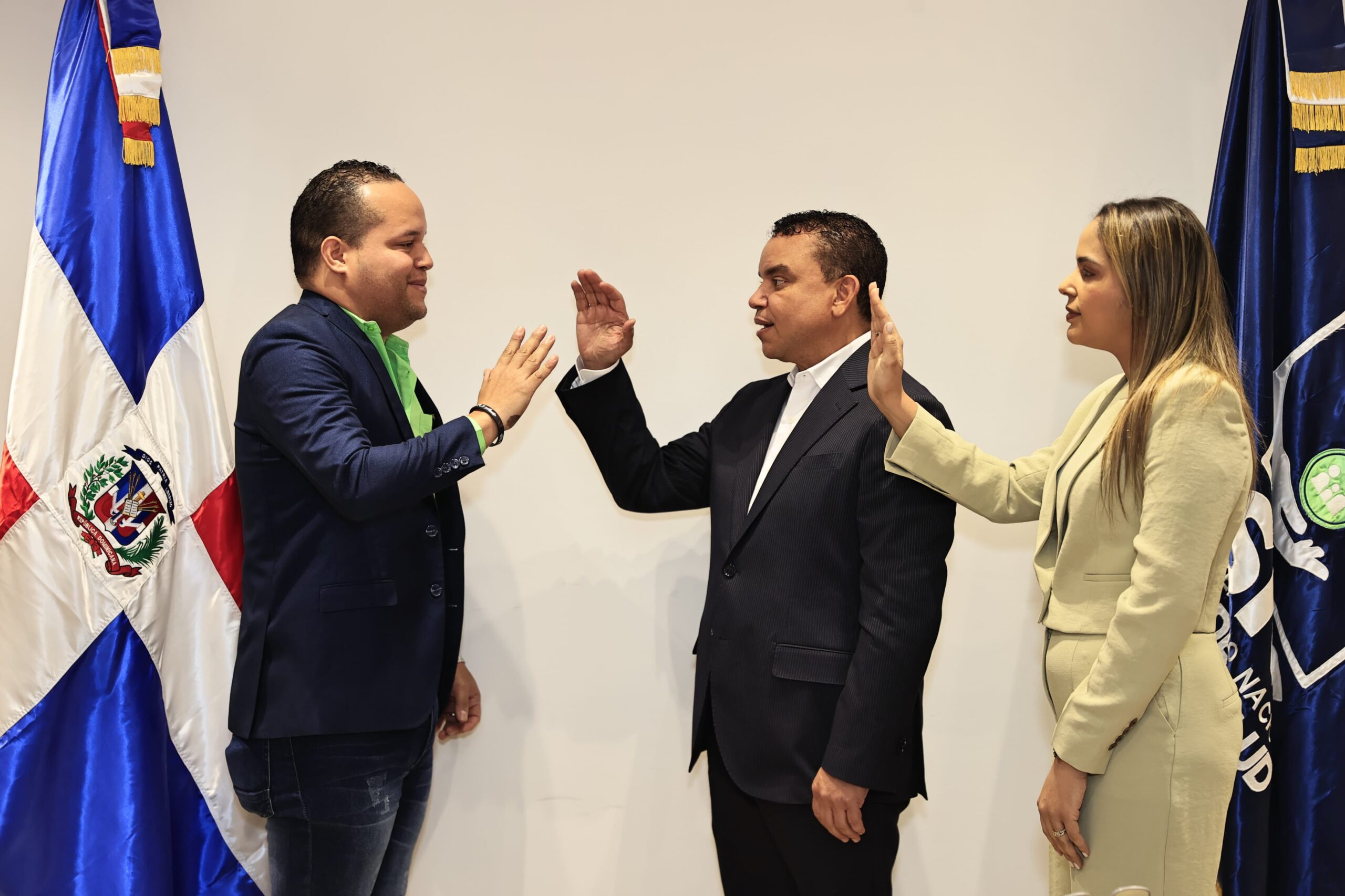 Titular del SNS juramenta nuevos directores en hospitales de Cibao Sur