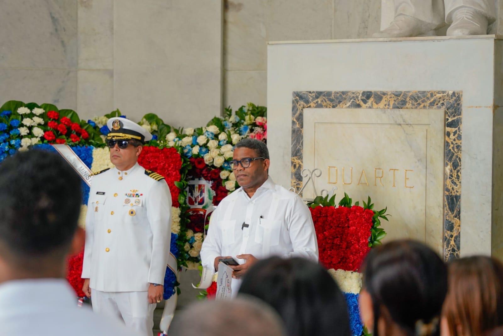 Robert Polanco resalta compromiso del Gobierno con la soberanía, libertad e Independencia Nacional