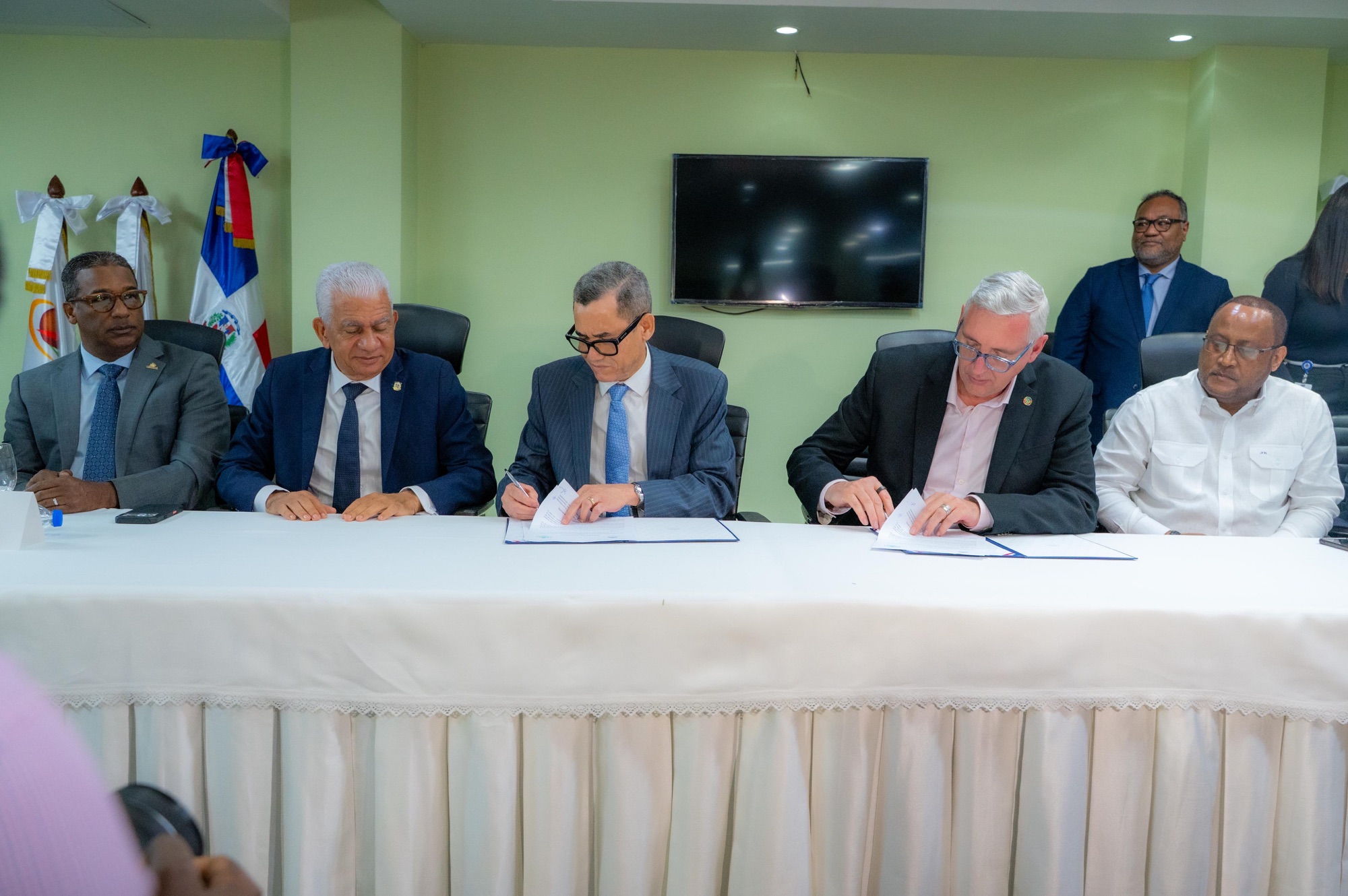 Ricardo de los Santos considera acuerdo entre el Ministerio de Trabajo y la ITF garantiza mejores condiciones laborales para los choferes