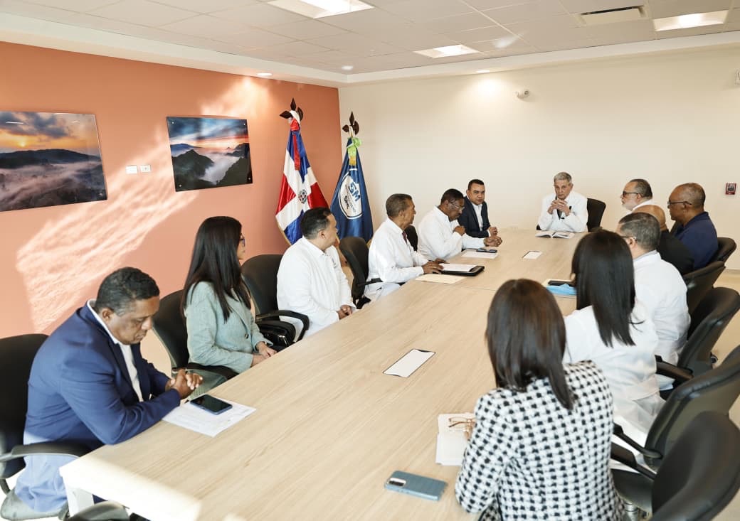 Director SNS anuncia el inicio de la conformación de la Red Nacional de Unidades de Terapia Intensiva y de Hemodinamia