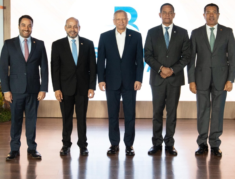 Seguros Reservas junto a corredores de seguros celebra su vigésimo cuarto aniversario.