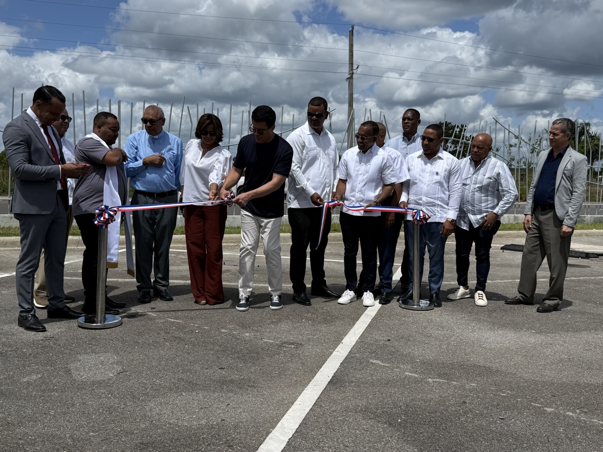 Collado deja inaugurada obras para el turismo religioso por más de 100 millones.