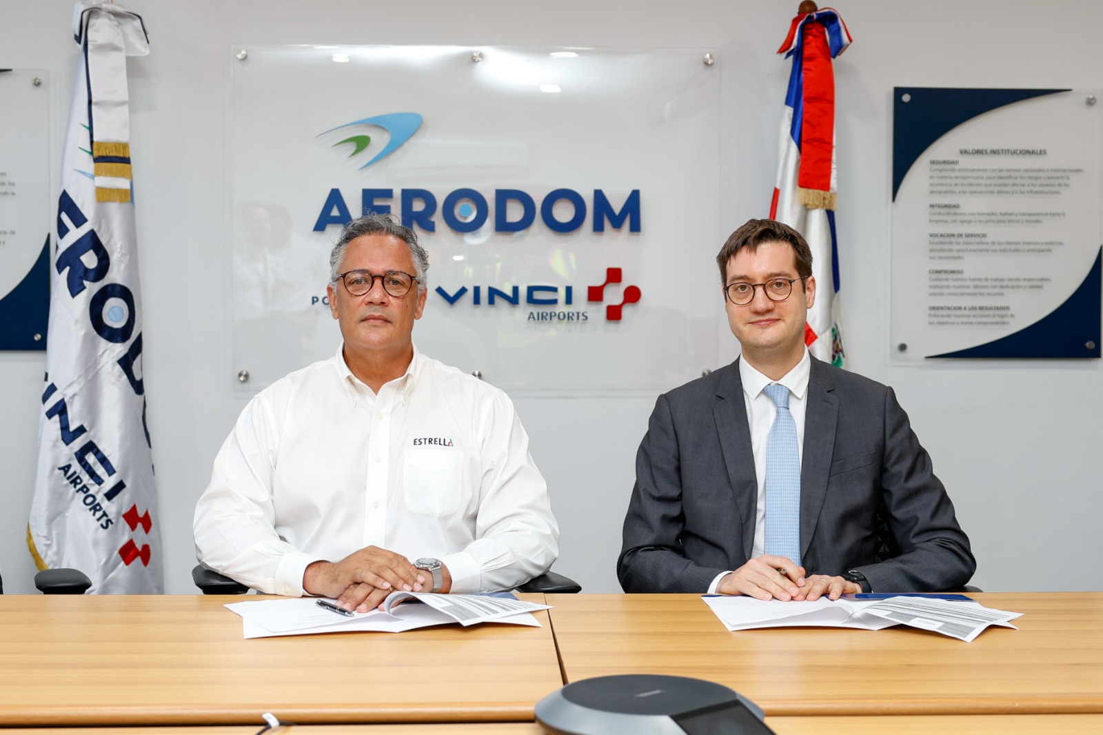 AERODOM adjudica contrato a Ingeniería ESTRELLA para la rehabilitación de la pista principal del AILA, con una inversión superior a US$20 millones.