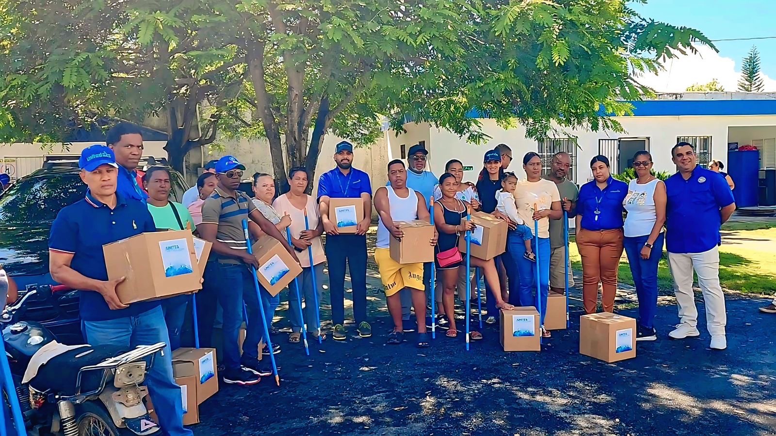 United Petroleum realiza donación a familias de Montellano tras inundaciones en Puerto Plata