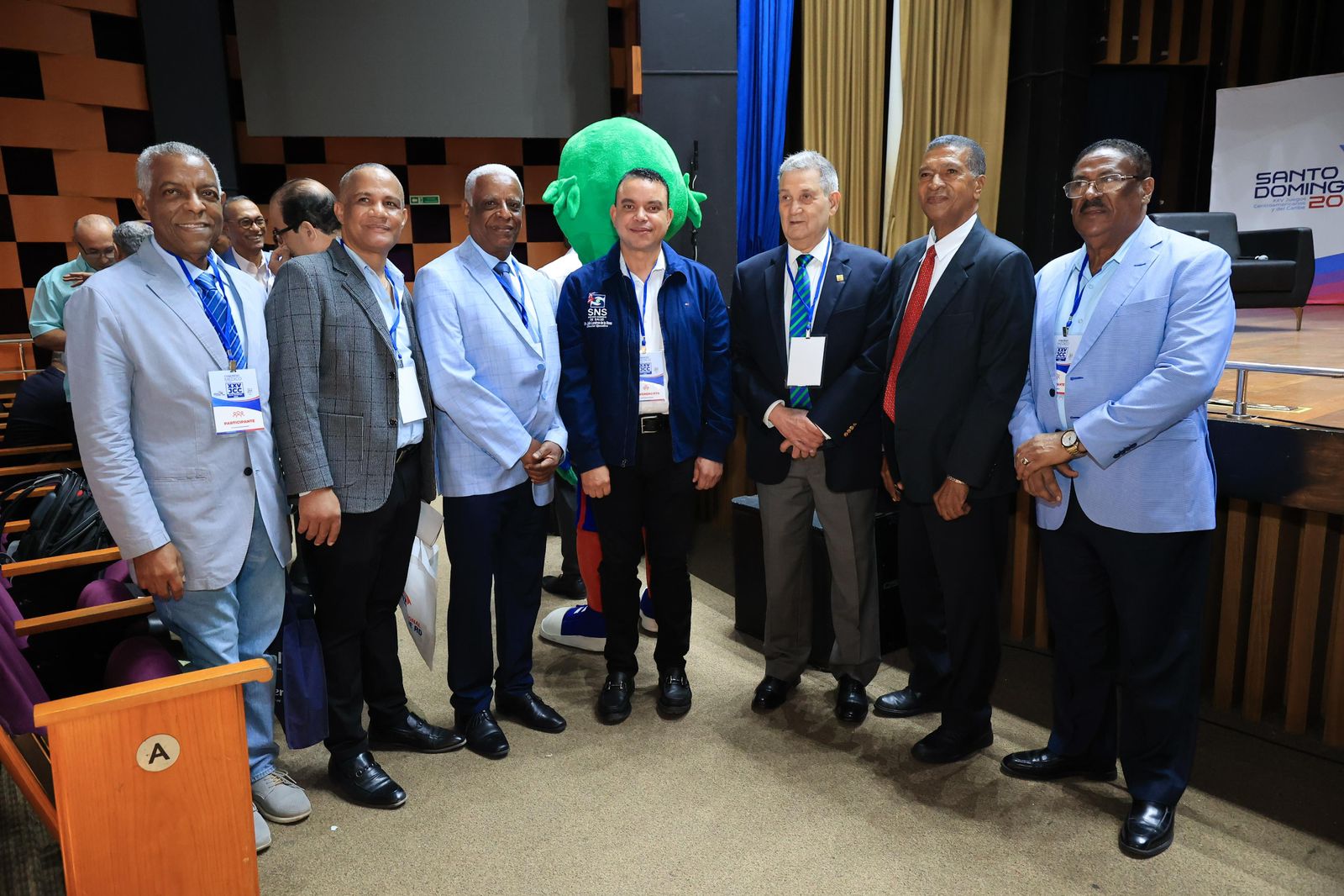 SNS presenta plan integral de salud para los Juegos Centroamericanos y del Caribe Santo Domingo 2026