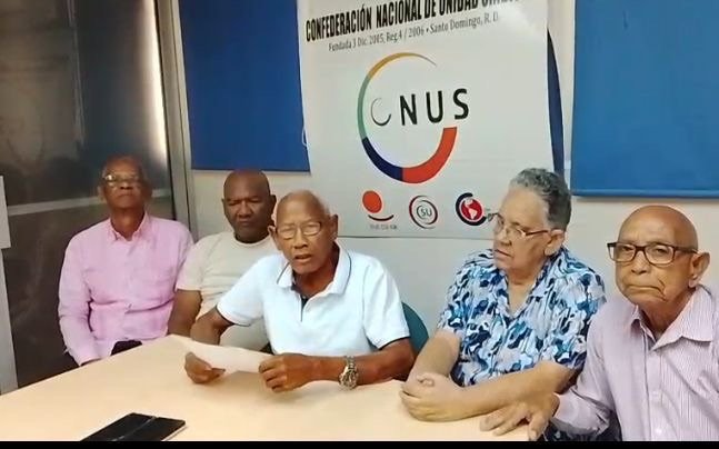 Pensionados del IDSS Solicitan al Presidente Abinader Aumento de pension minima a RD$20,000 y reajuste salarial escalonado