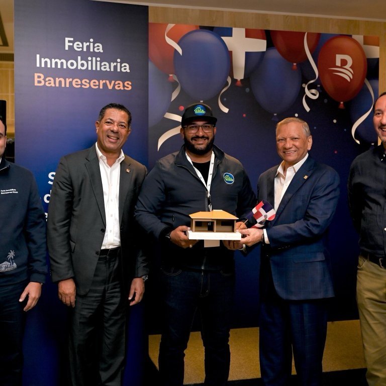 Banreservas cierra feria inmobiliaria en Madrid con financiamientos por más de RD$3,798 millones