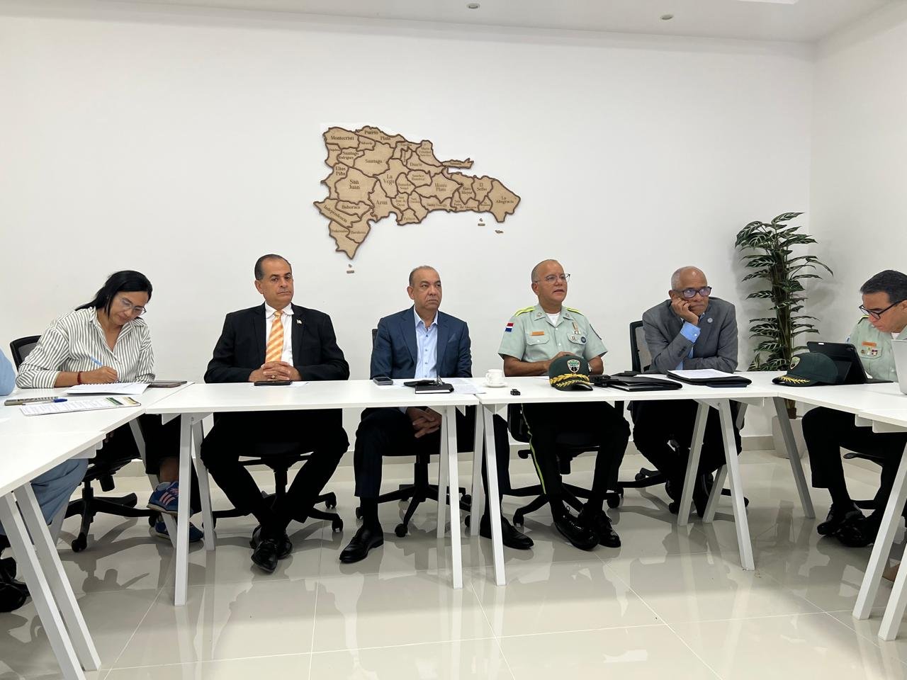 Gabinete de Transporte presenta acciones para garantizar la movilidad en los Juegos Centroamericanos y del Caribe Santo Domingo 2026
