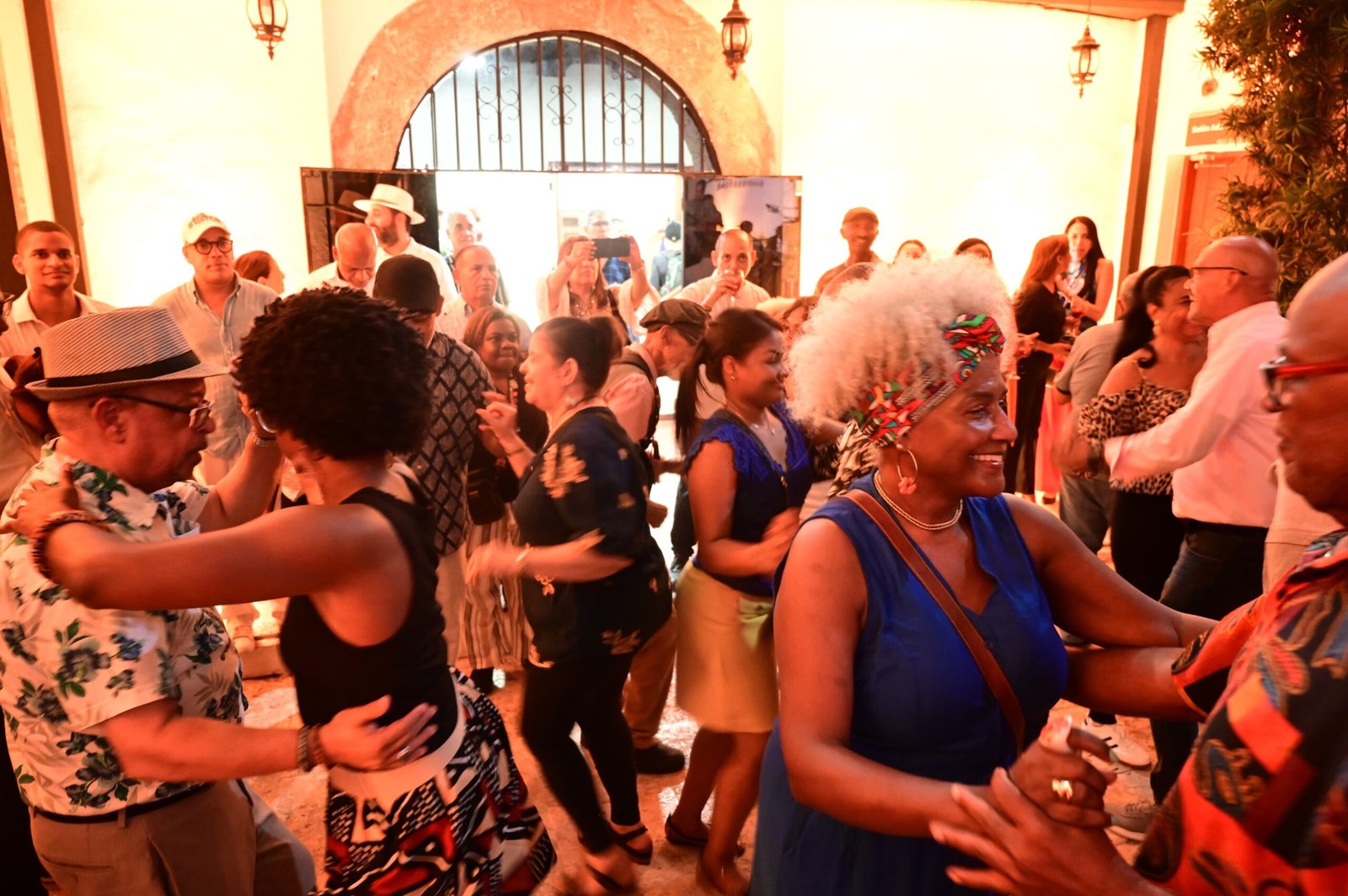 Centro Cultural Banreservas celebra el legado de Kundengo Minier y César Namnúm en el son dominicano