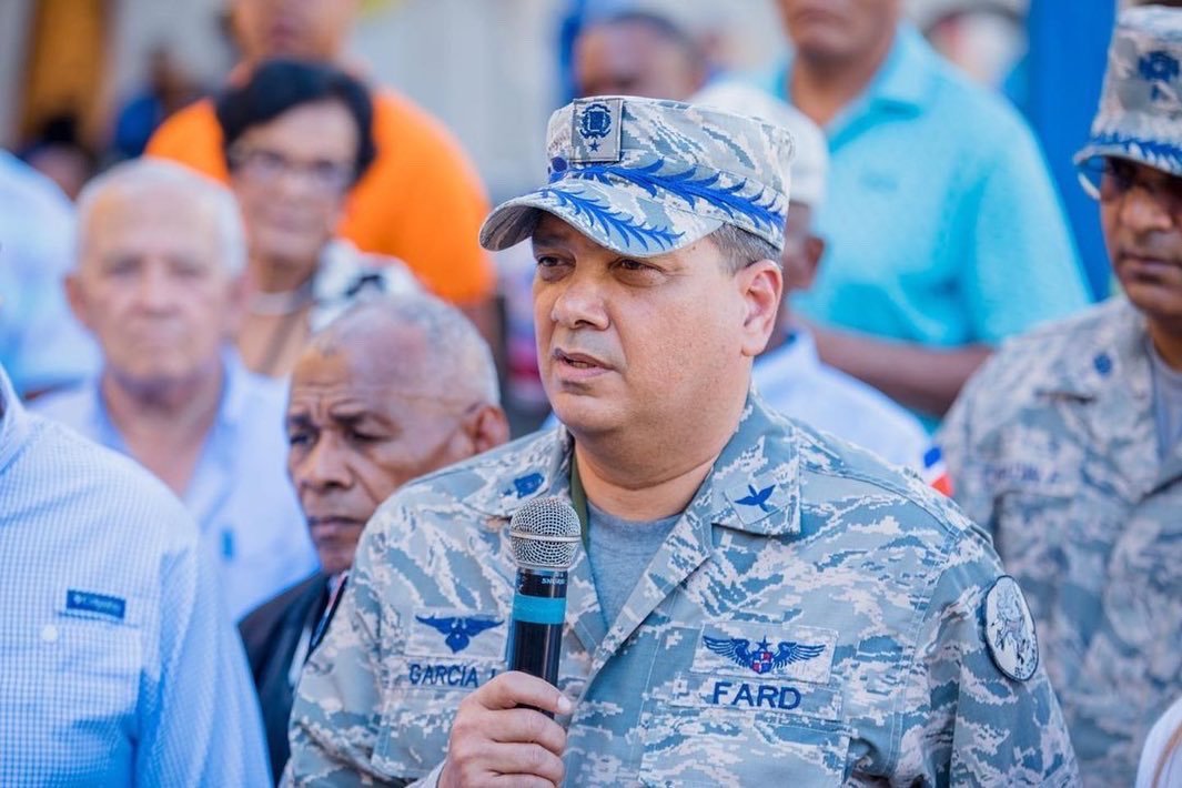 Designan al General de Brigada Piloto Manuel Abad García Lithgow, FARD, como nuevo Director General del CESAC
