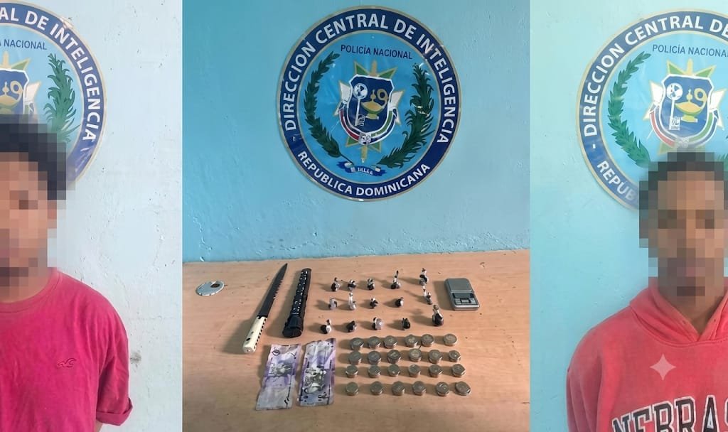 Policía Nacional apresa a dos personas por posesión de sustancias controladas en Pedernales