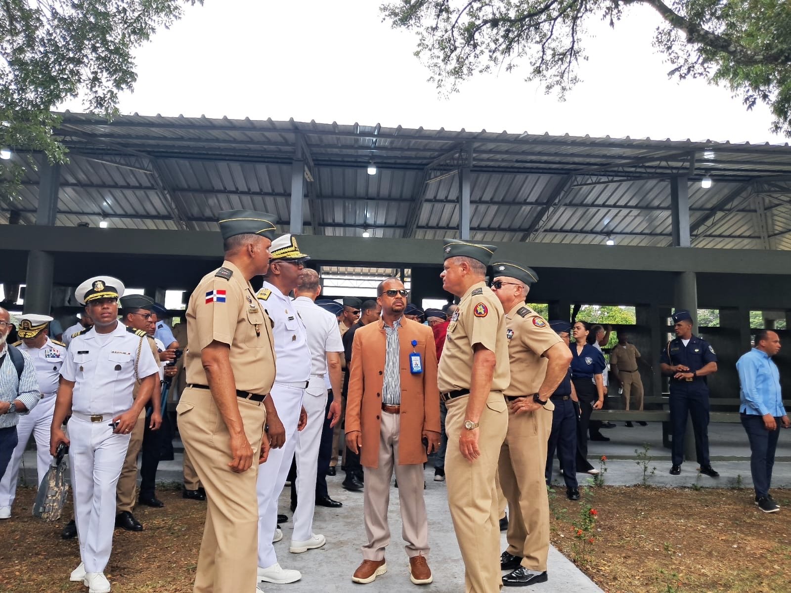 Presidente Abinader reafirma compromiso de fortalecer las Fuerzas Armadas hasta el último día de su gestión; muestra de ello es la puesta en funcionamiento del moderno Centro de Entrenamiento Táctico Virtual