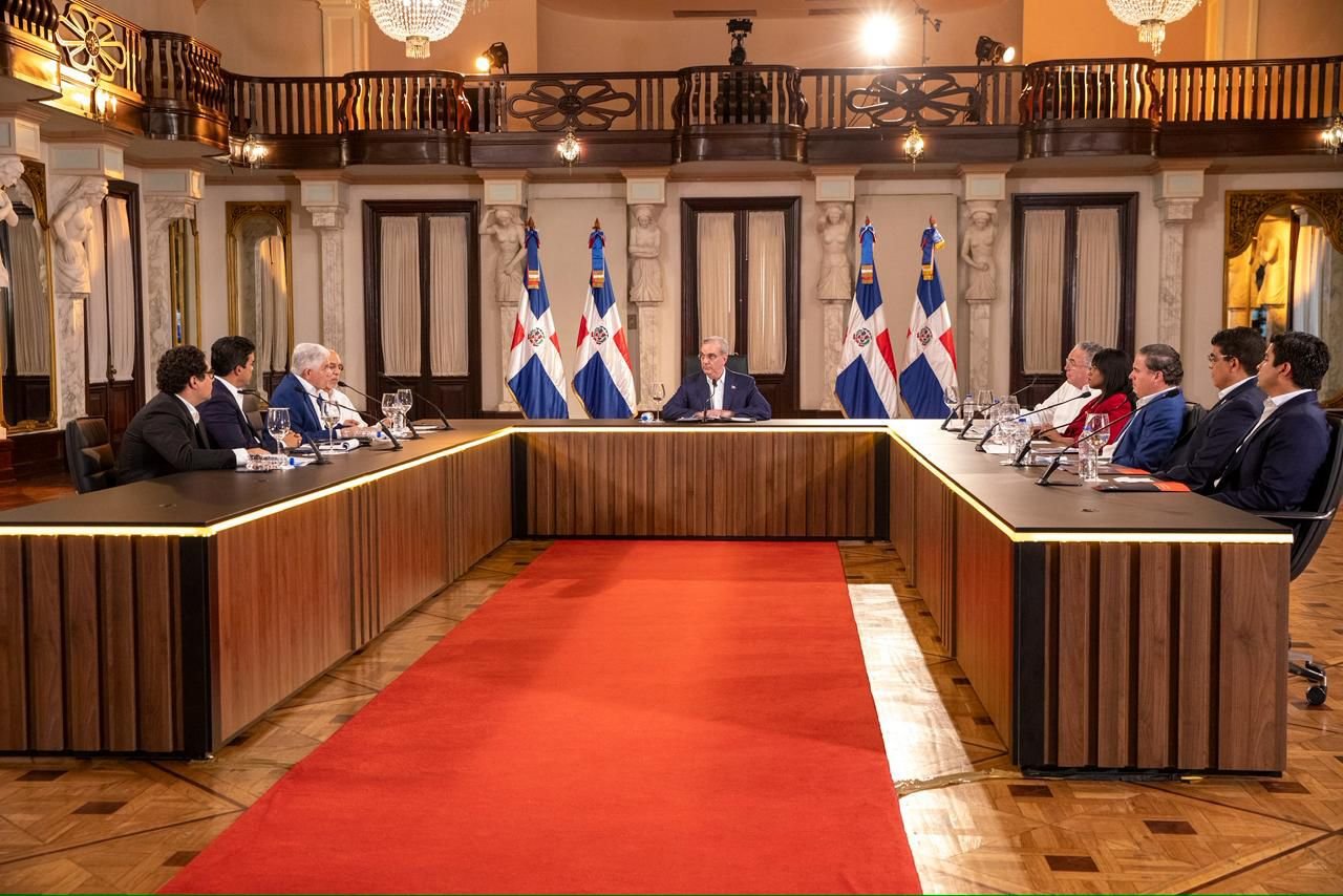 Presidente Abinader anuncia ampliación del Acueducto del Cibao Central y solución a la distribución de agua en Santo Domingo