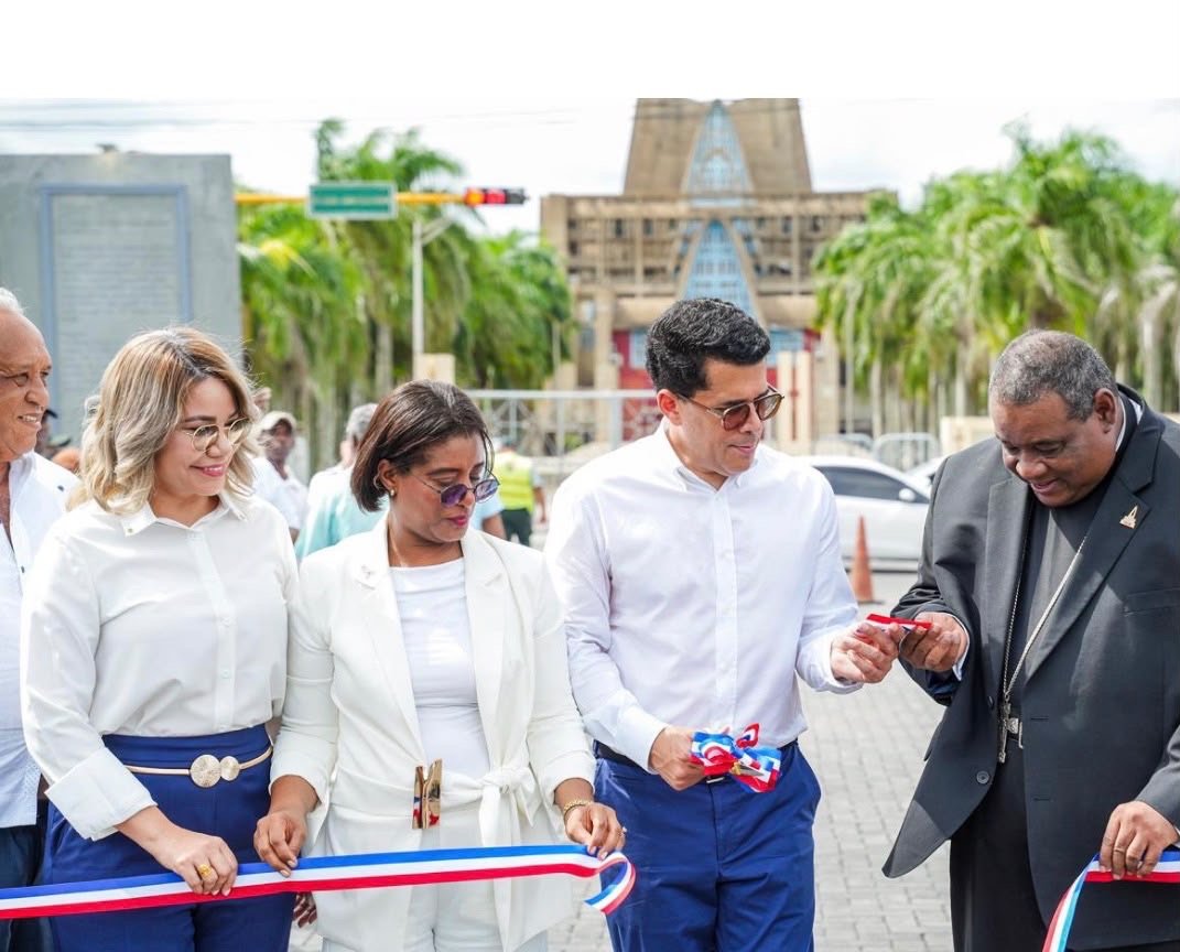 David Collado entrega obras por más de 25 millones en el entorno de la Basílica de Higüey