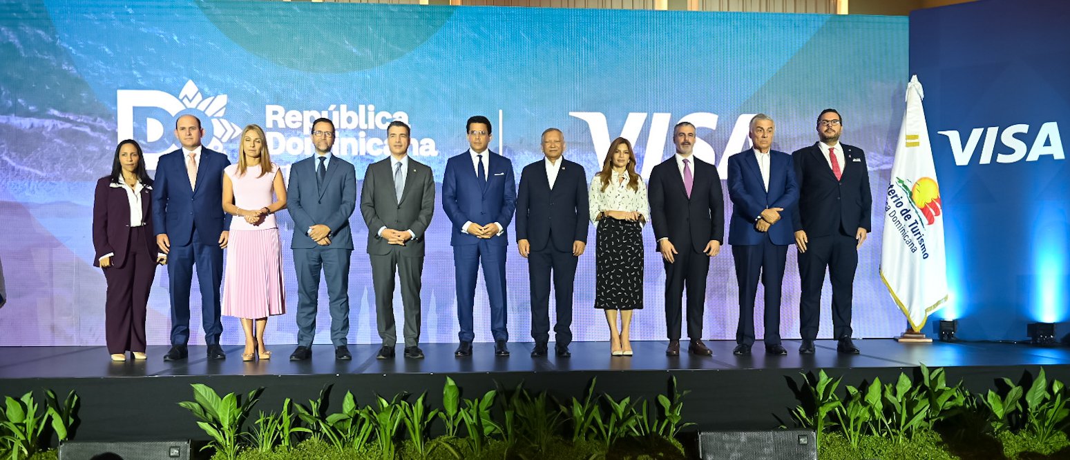 David Collado y Jorge Lemus presentan alianza entre turismo y Visa internacional.